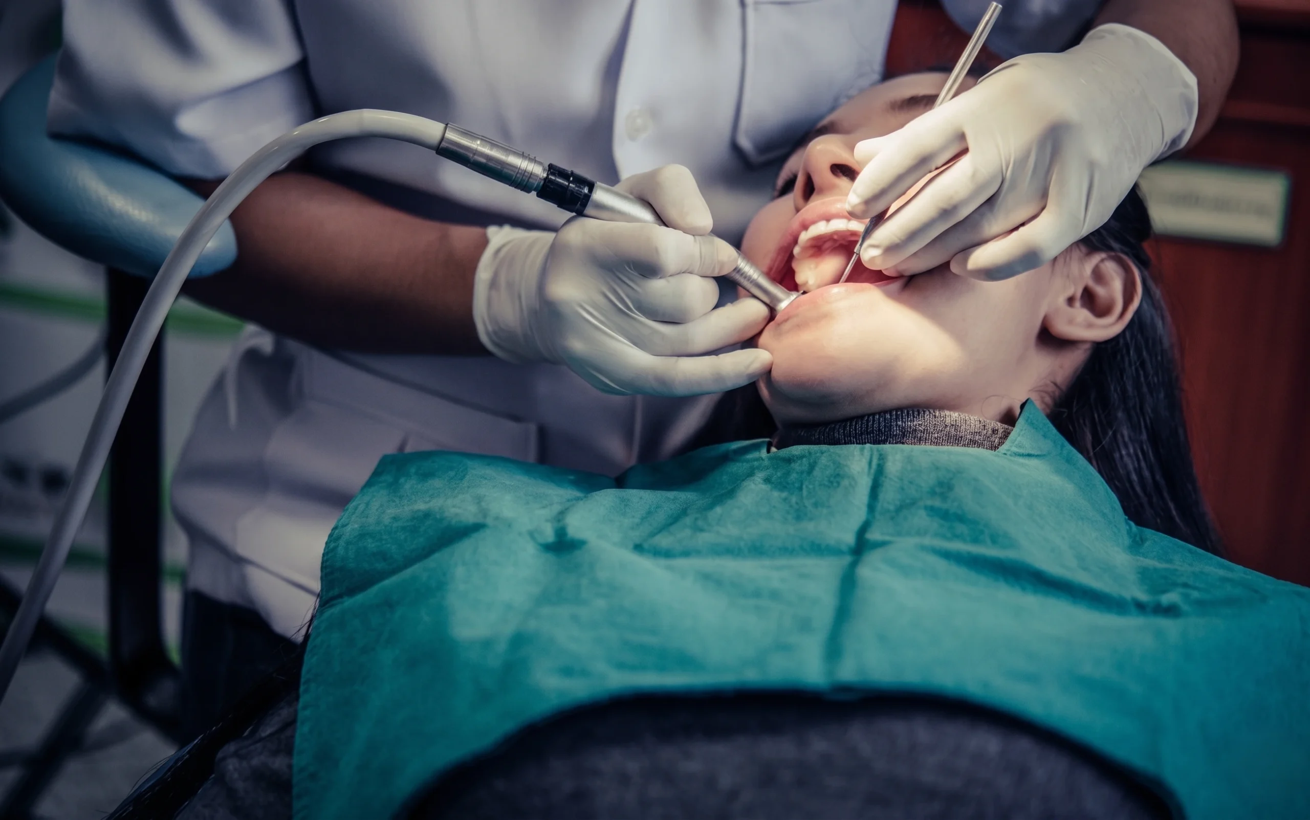 Dental Implant Immediately After Extraction